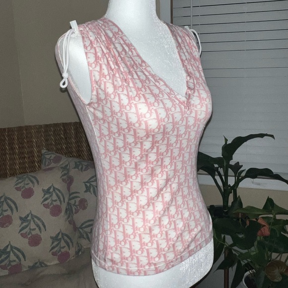 ❌ SOLD ❌ 💗RARE💗 Authentic Vintage Christian Dior Trotter Sleeveless Top - Picture 8 of 11
